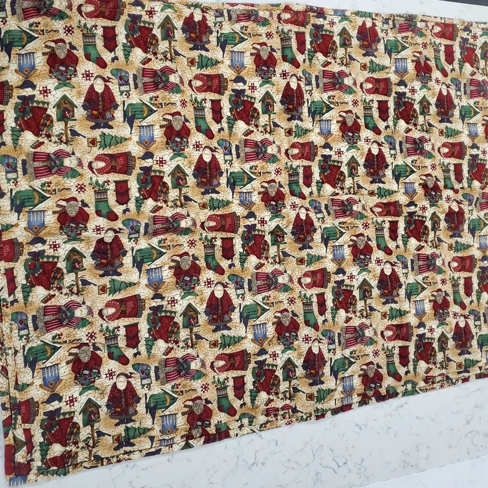 Santa Clause Christmas Holiday Quilt Lap Blanket